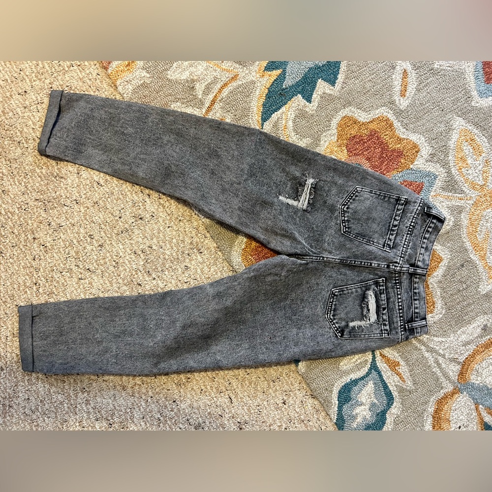 Boyfriend or mom jeans . Size XS